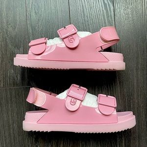 Authentic Gucci Women’s Sandal with Mini Double G in Pastel Pink